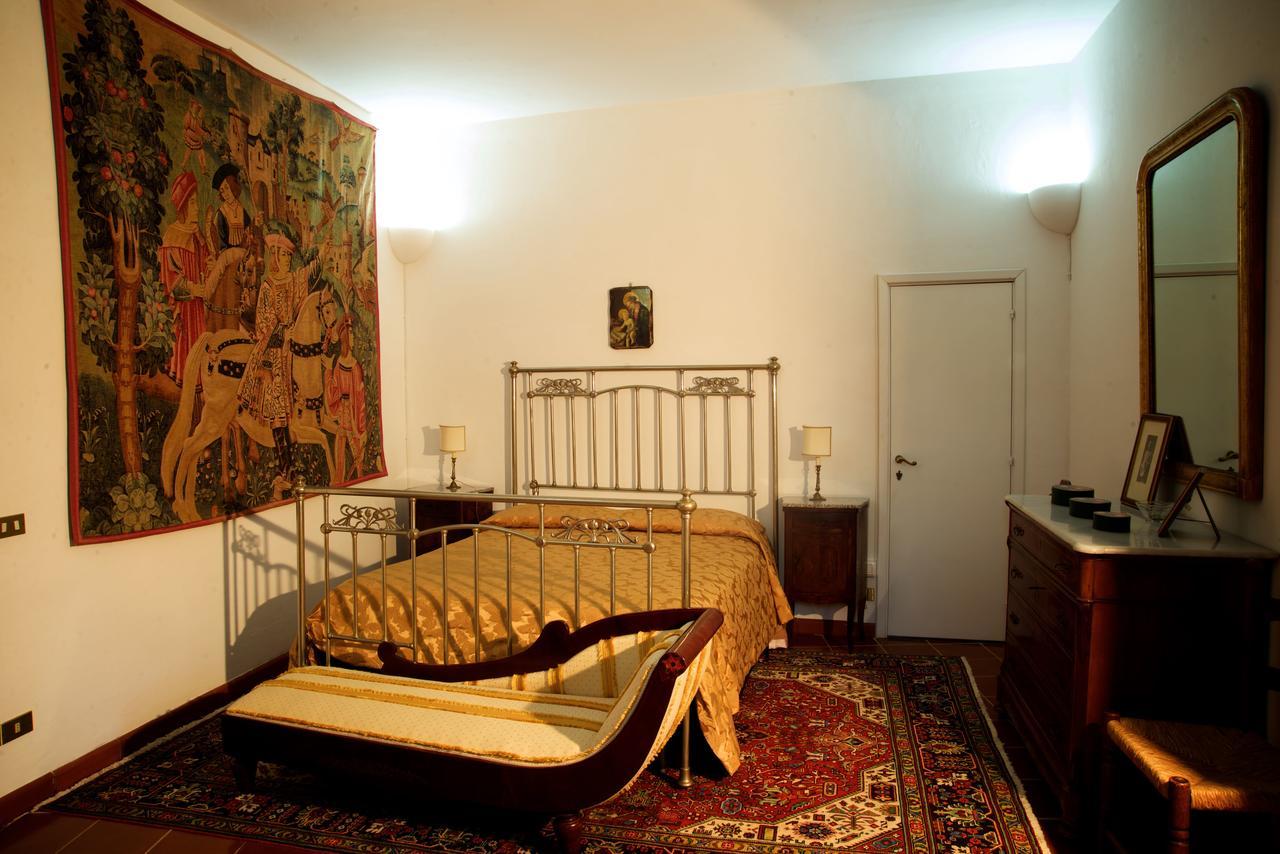 Palazzo Pulieri * Altino (Abruzzo)